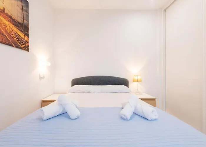 2Bd 1Bth Furnished - Nuevos Ministerios